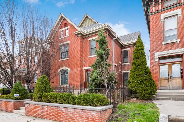 Property Photo: 80 W Starr Avenue OH 43201