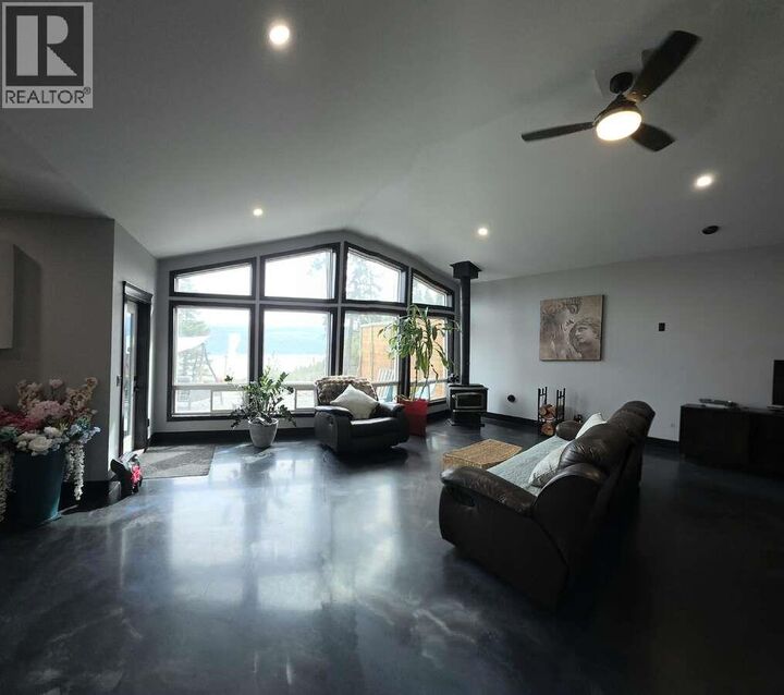 Photo de la propriété: 10795 Westshore Road BC V1H 2C3