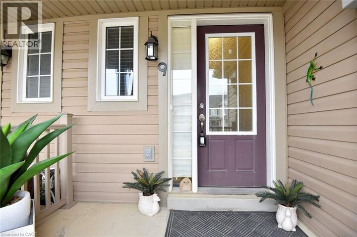 Property Photo:  9 Lynch Crescent  ON L0R 1C0 