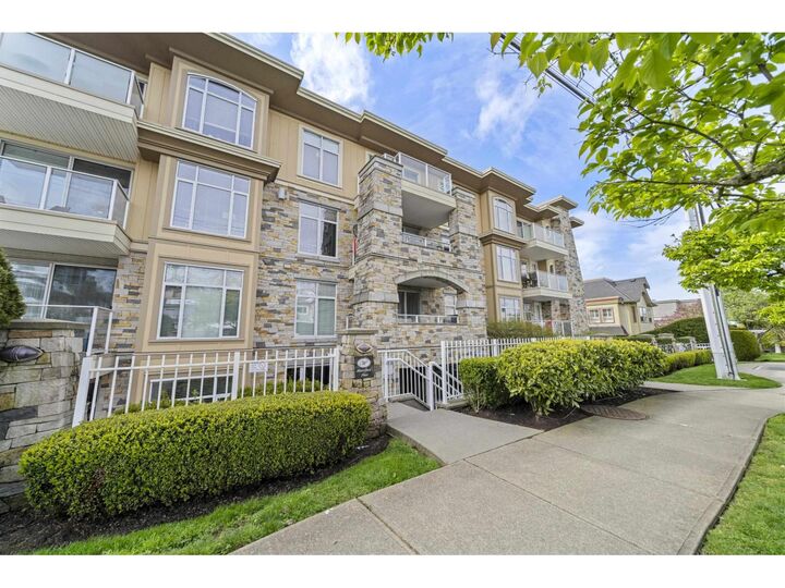 Property Photo:  15164 Prospect Avenue 102  BC V4B 2B9 