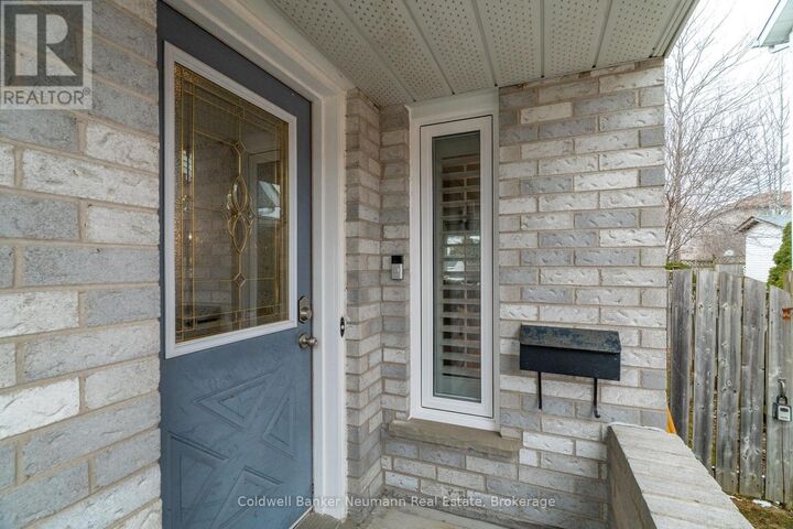 Property Photo:  31 Rodgers Road  ON N1G 4V5 