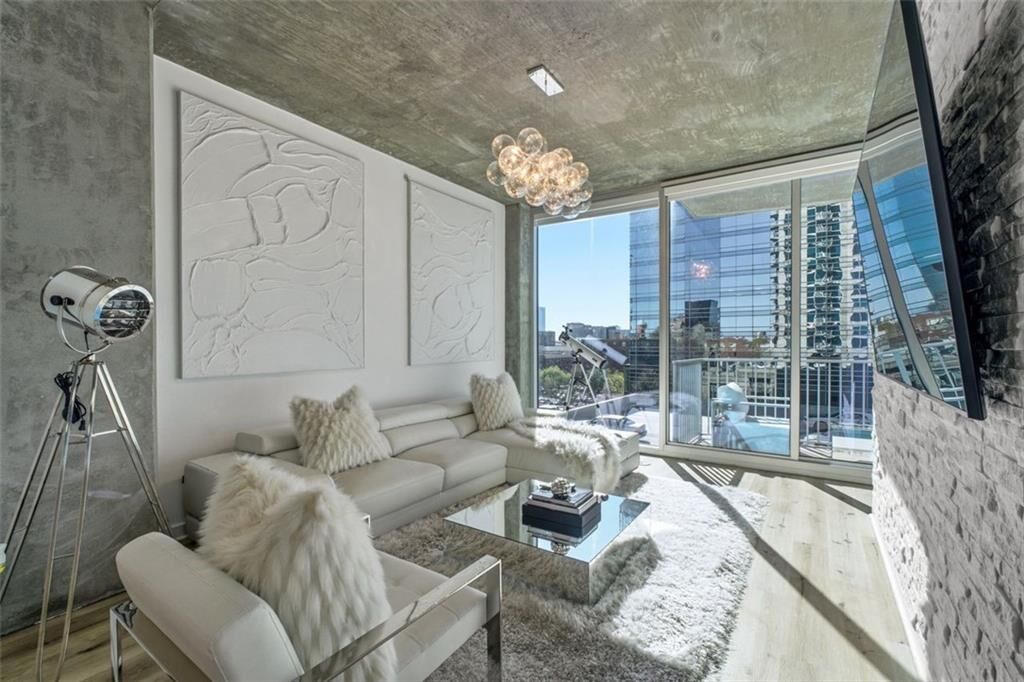 Property Photo: 400 W Peachtree Street NW 705 GA 30308