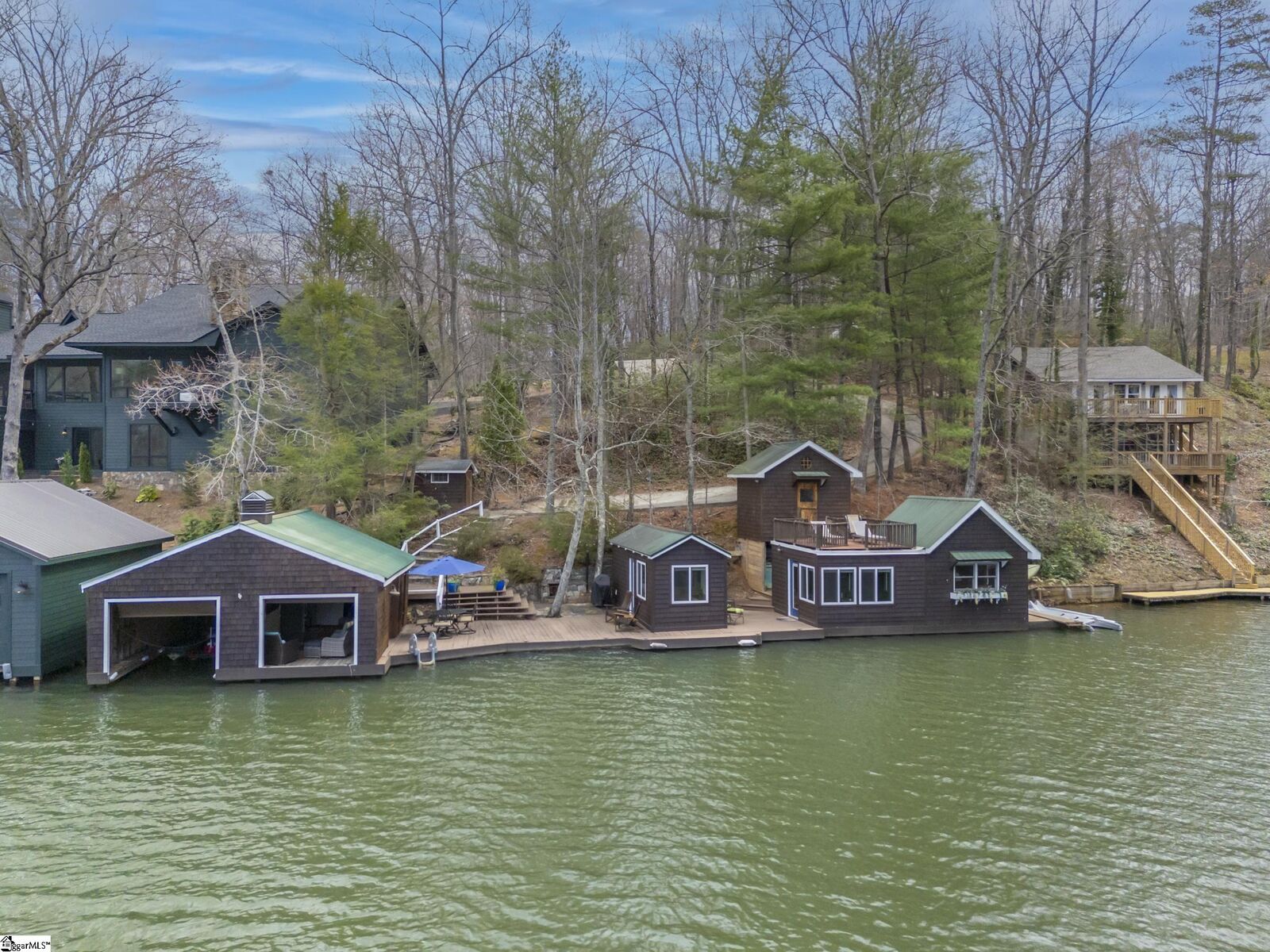Property Photo:  1028 E Lakeshore Drive  SC 29356-9369 
