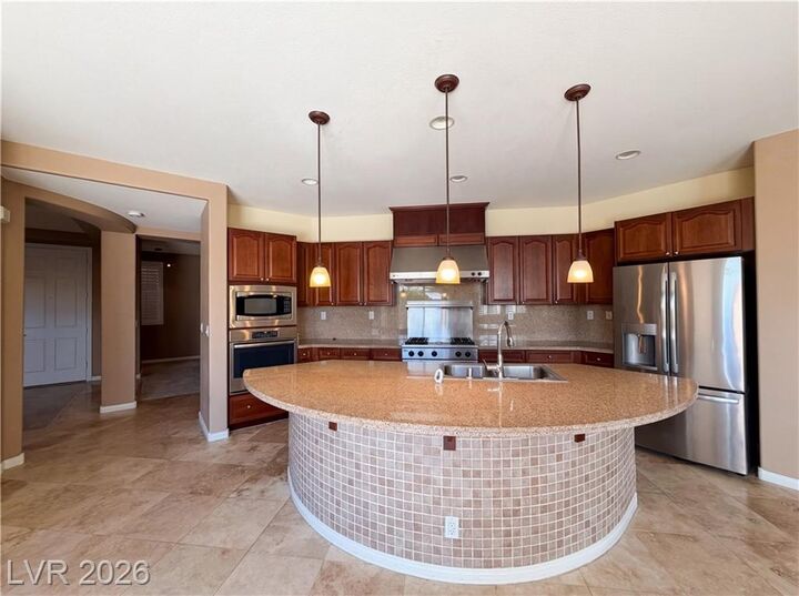 Property Photo: 6504 Gilded Flicker Street NV 89084