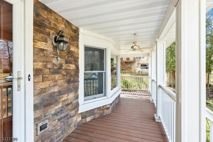 Property Photo:  42 Arden Ct  NJ 07922 