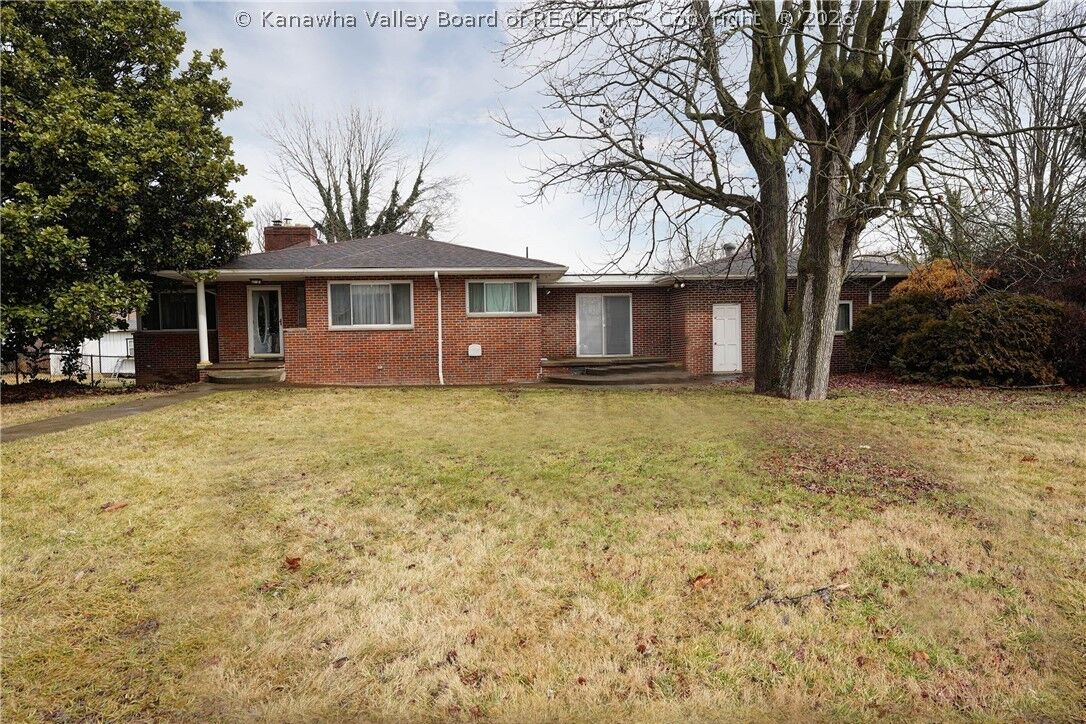Property Photo:  200 Wheatley Street  WV 25064 