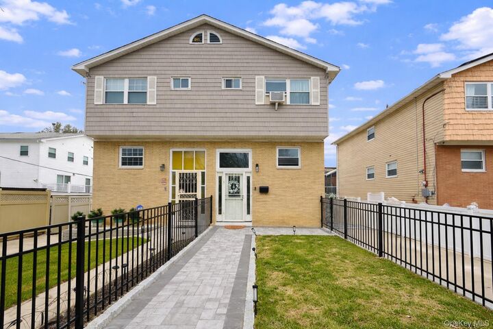 Property Photo:  1663 Waring Avenue  NY 10469 