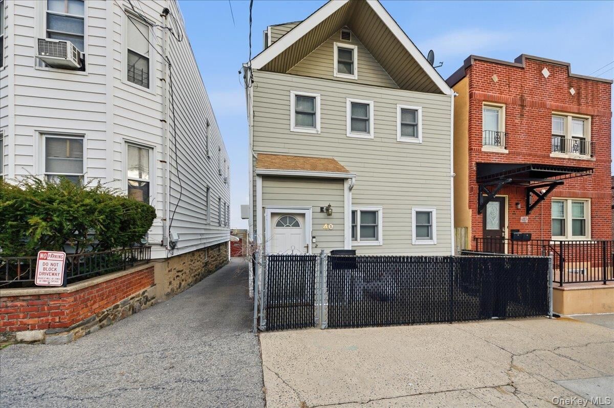Property Photo:  40 Alder Street  NY 10701 