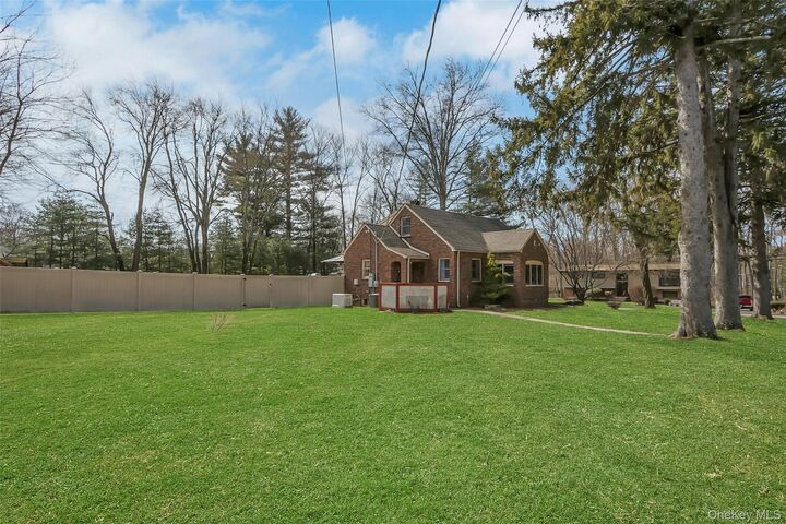 Property Photo:  1 Brookside Avenue  NY 10956 