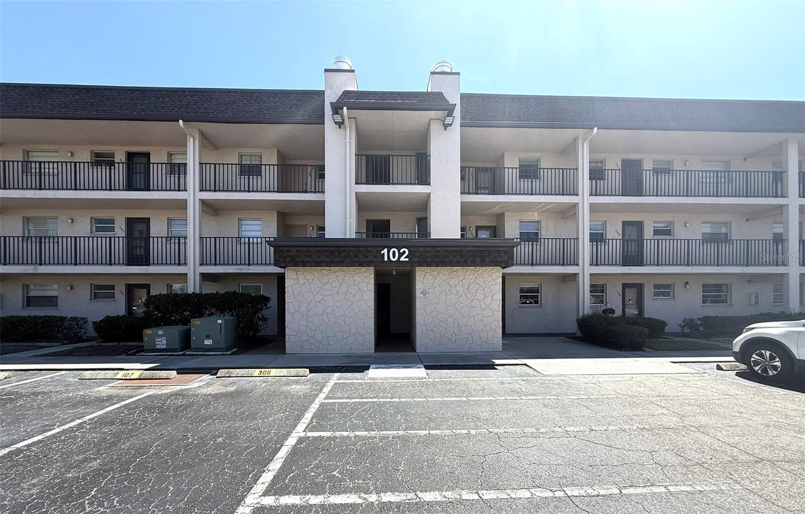 Property Photo: 102 Capri Isles Boulevard 306 FL 34292