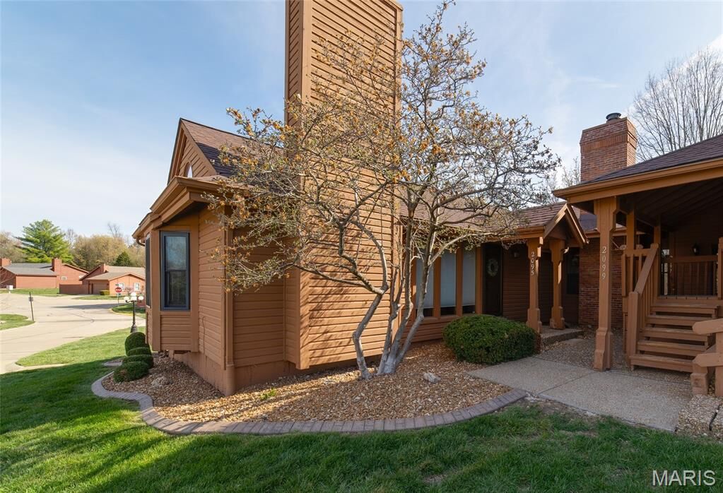 Property Photo:  2095 Avignon Drive A  MO 63303 