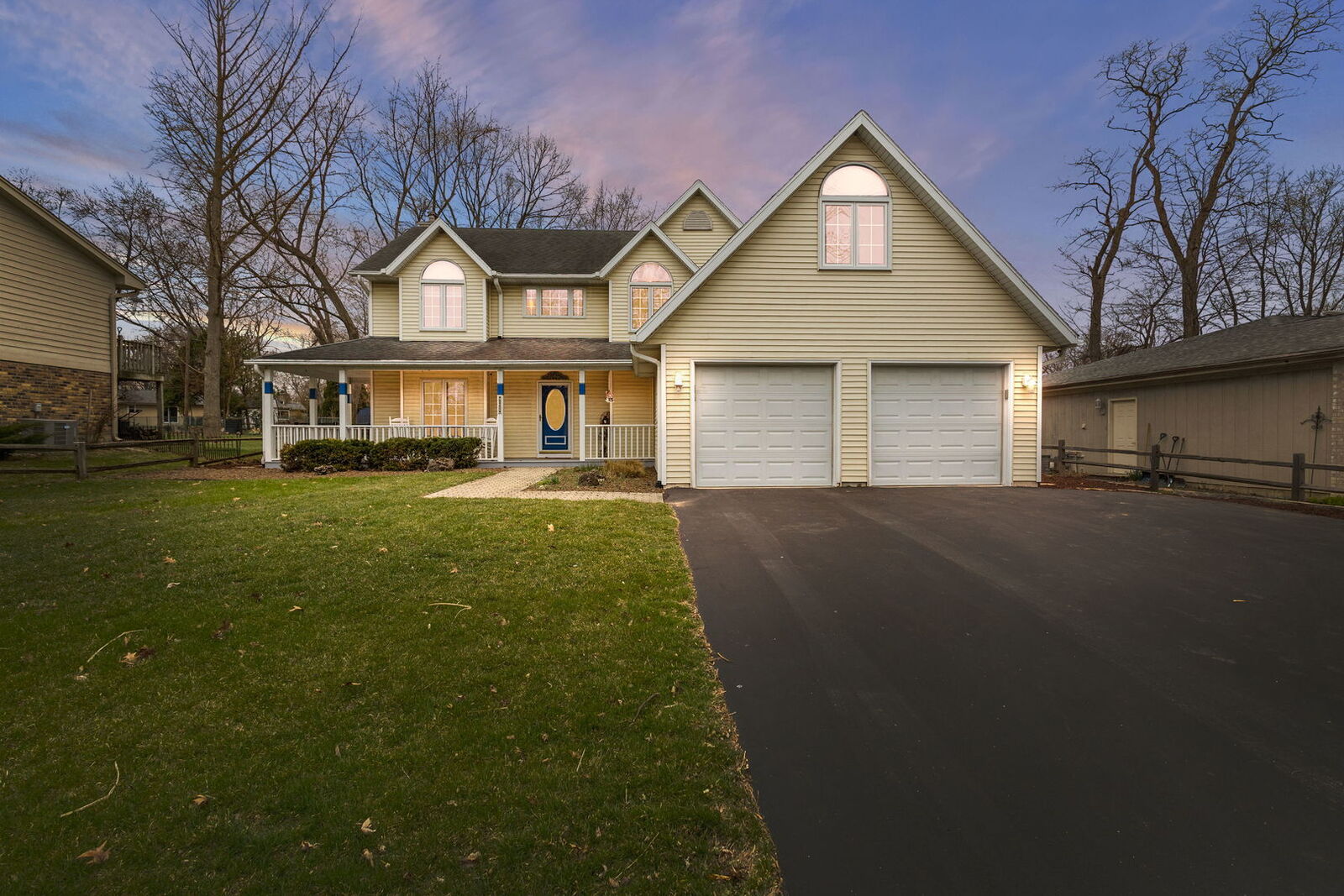 Property Photo:  520 Birchwood Road  IL 60423 