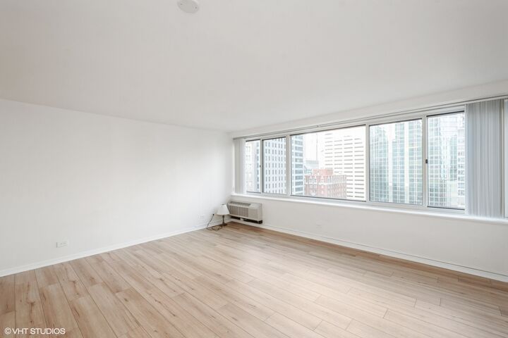 Property Photo:  211 E Ohio Street 2107  IL 60611 