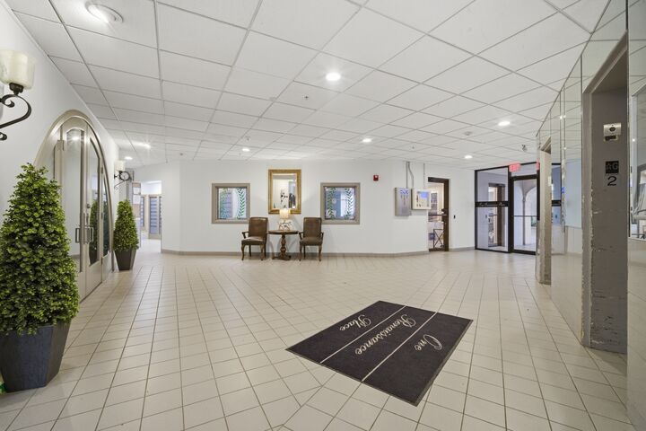 Property Photo:  1 Renaissance Place 709  IL 60067 