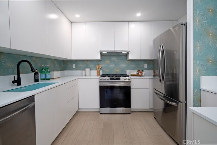 Property Photo:  200 E Racquet Club Drive 24  CA 92262 