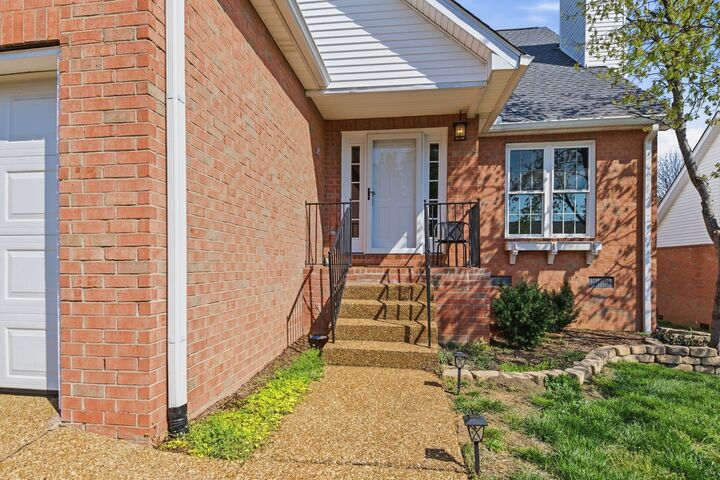 Property Photo:  7146 Willow Ct  TN 37027 