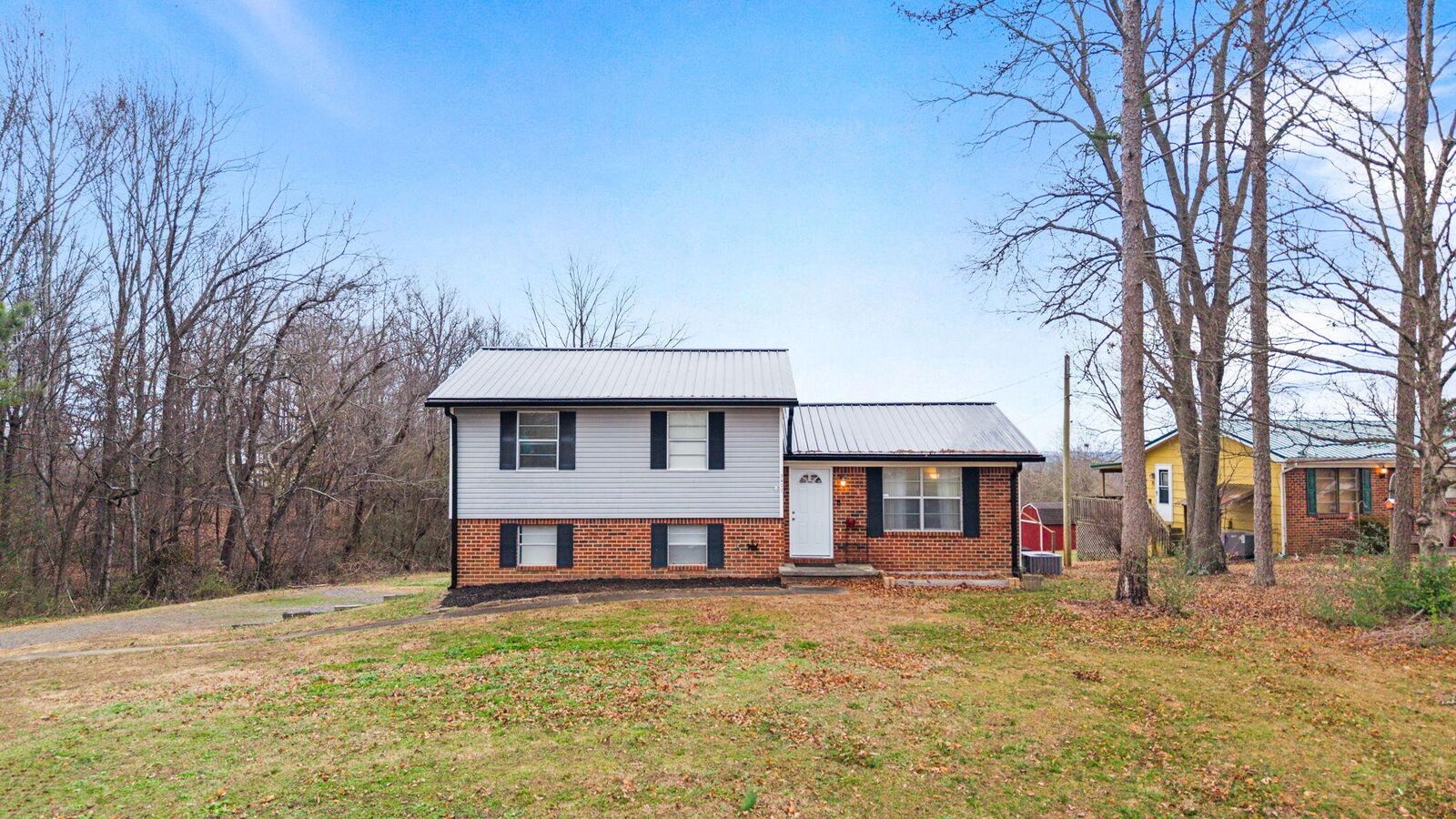 Property Photo: 3477 Crawford Drive SE TN 37323