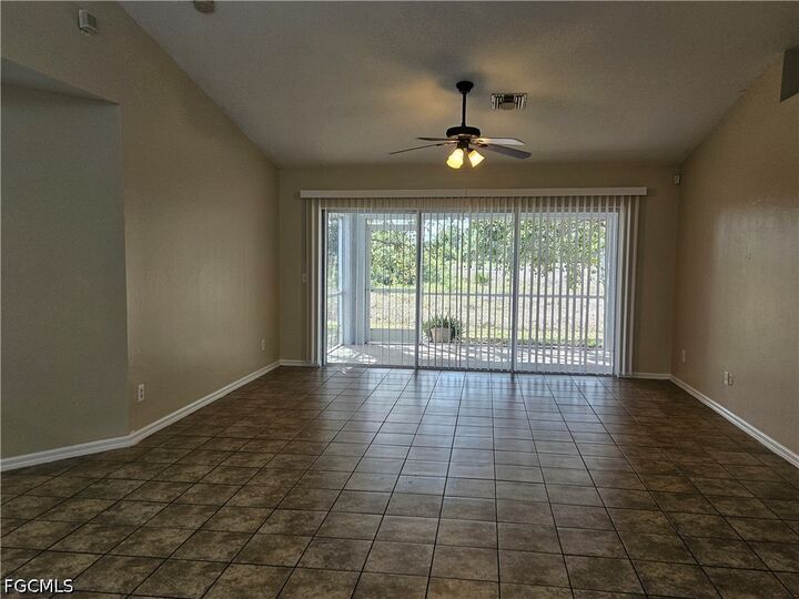 Property Photo:  744 Burns Avenue S  FL 33974 