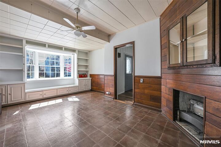 Property Photo:  40 Morton Avenue  NJ 07628 