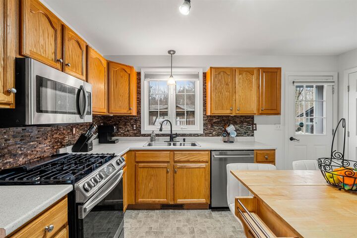 Property Photo:  19 Whittemore Road  NH 03275-3130 