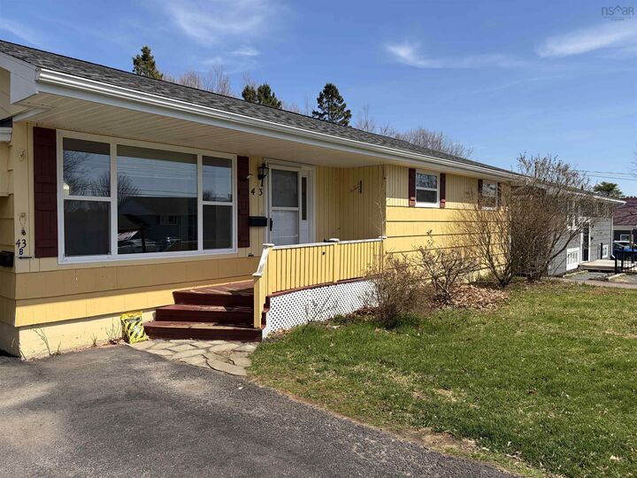 Property Photo: 43 Maple Boulevard NS B2N 4N4