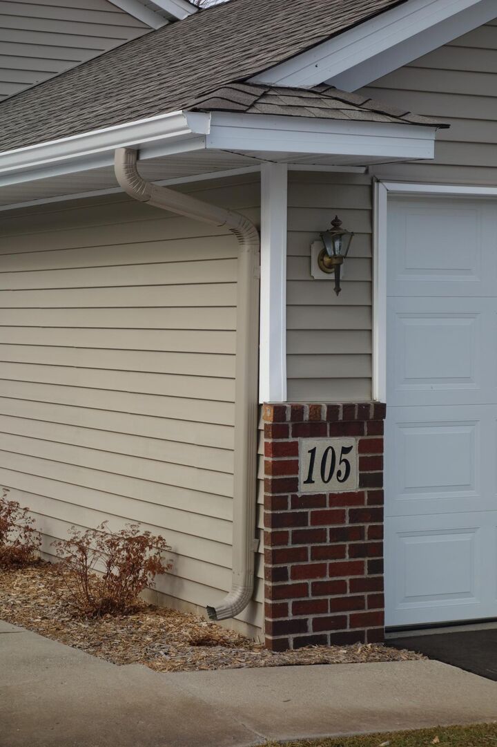 Property Photo:  105 Garner Circle  MN 55363 