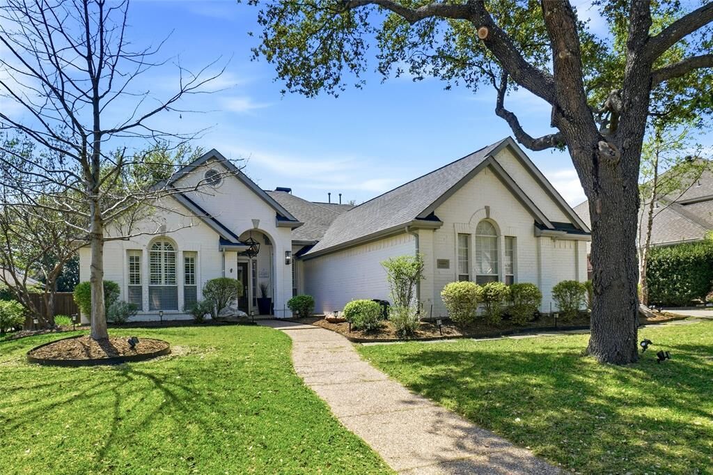Property Photo:  5009 Arbor Hollow Drive  TX 75072 