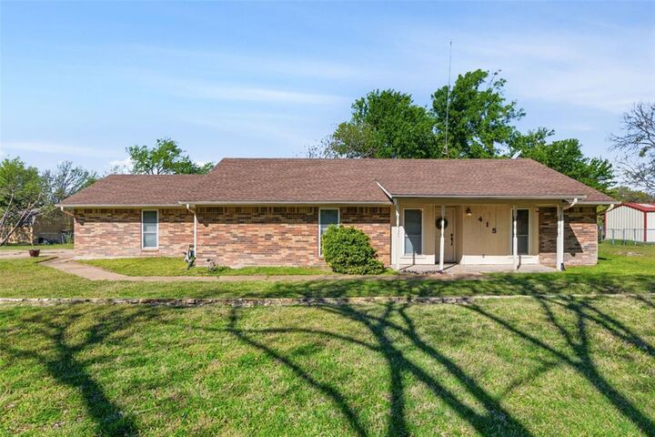 Property Photo: 415 Vista Drive TX 76087