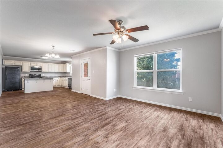 Property Photo: 1365 N Sicily Lane AR 72704