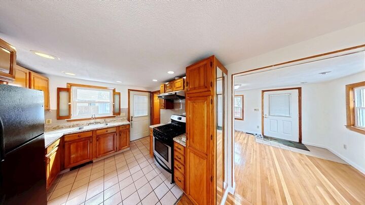 Property Photo:  64 Perkins Ave  MA 02148 