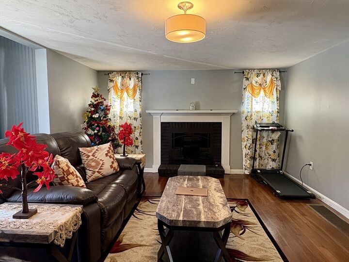 Property Photo:  1309 Shootflying Hill Rd  MA 02632 