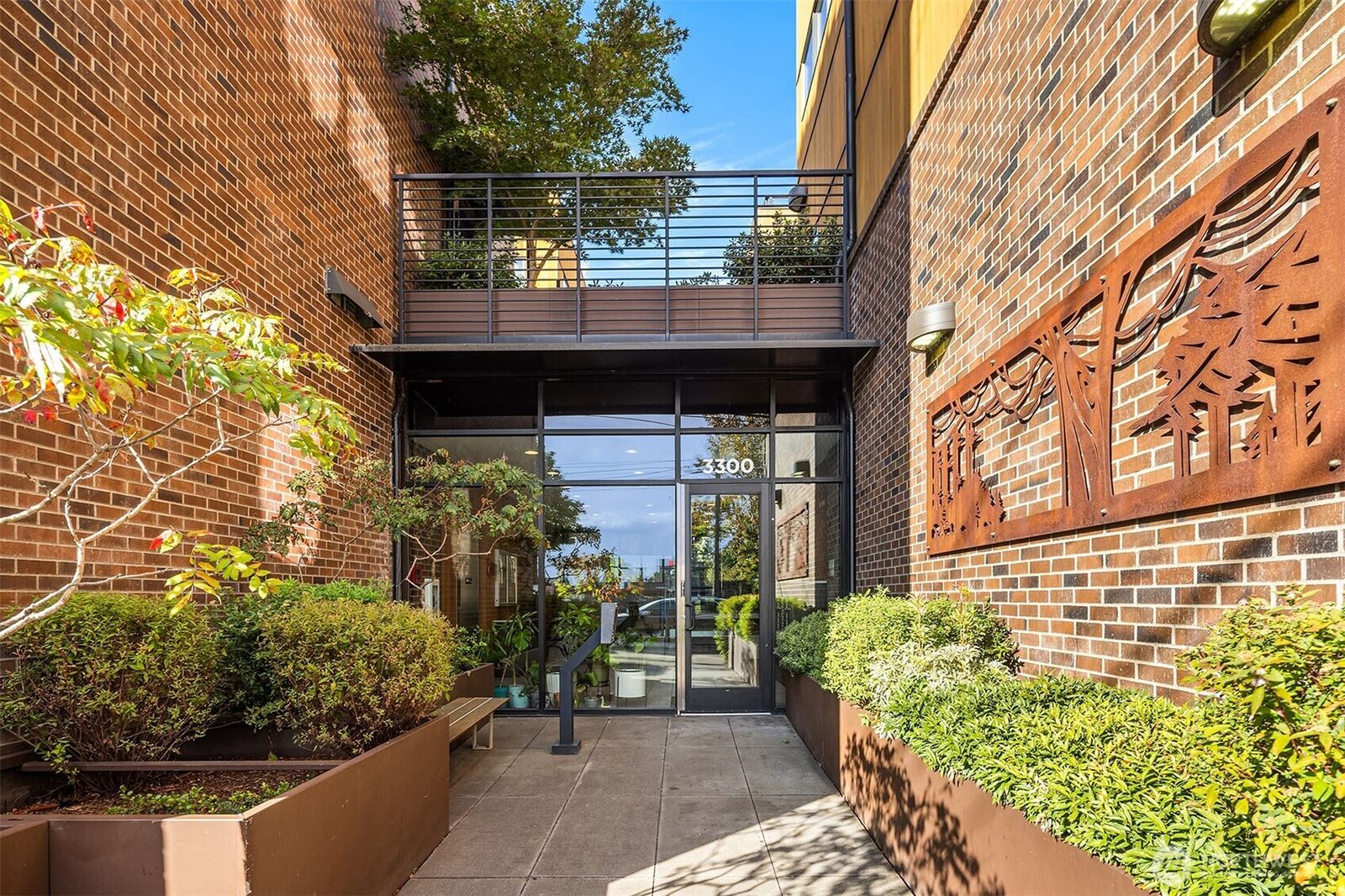 Property Photo:  3300 NE 65th Street 211  WA 98115 