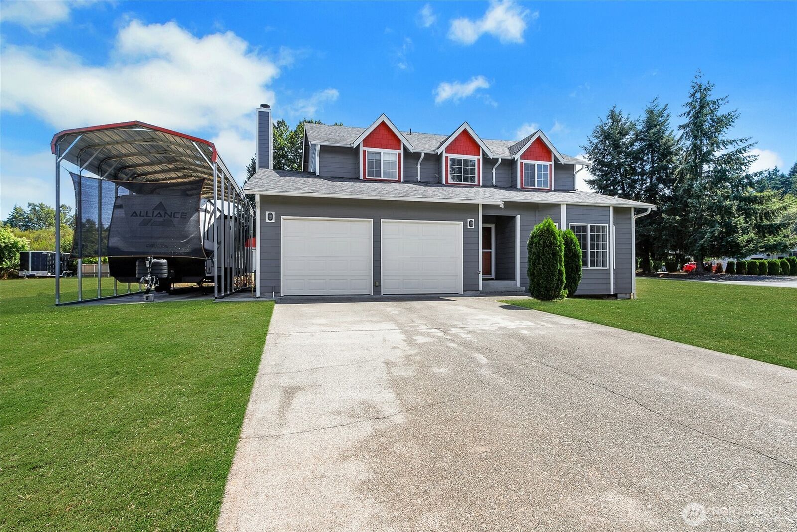 Property Photo:  21415  23rd Avenue E  WA 98387 