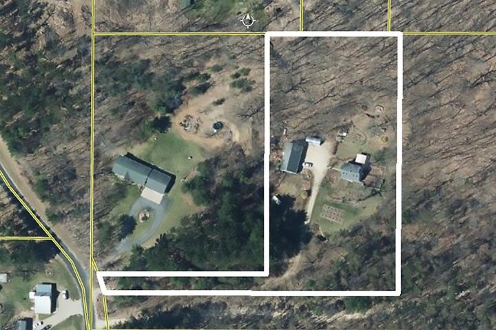 Property Photo:  N5016 Depot Road  WI 54961-8259 