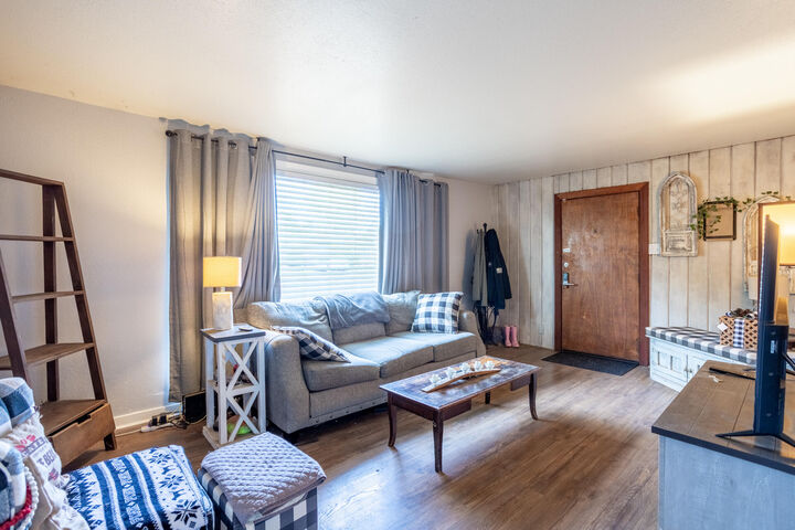 Property Photo: 2855 Irwin Road CA 96002