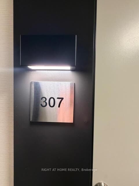 6 David Eyer Road 307 — photo 1