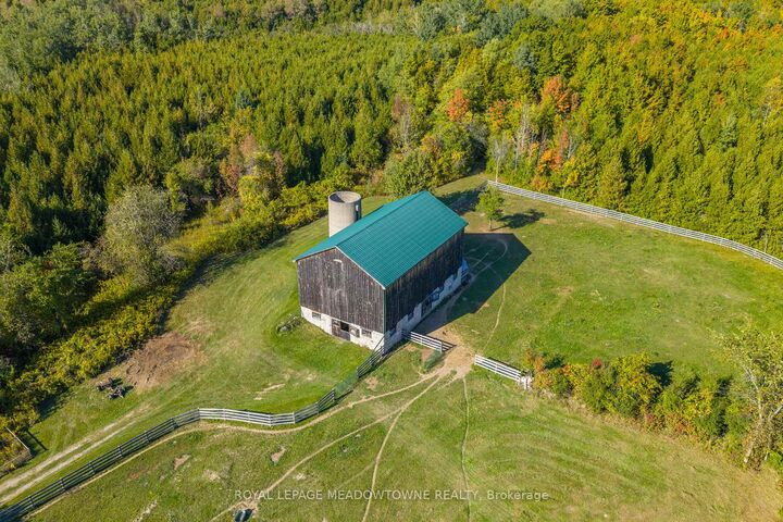 Property Photo: 16089 Shaws Creek Road ON L7C 1V9