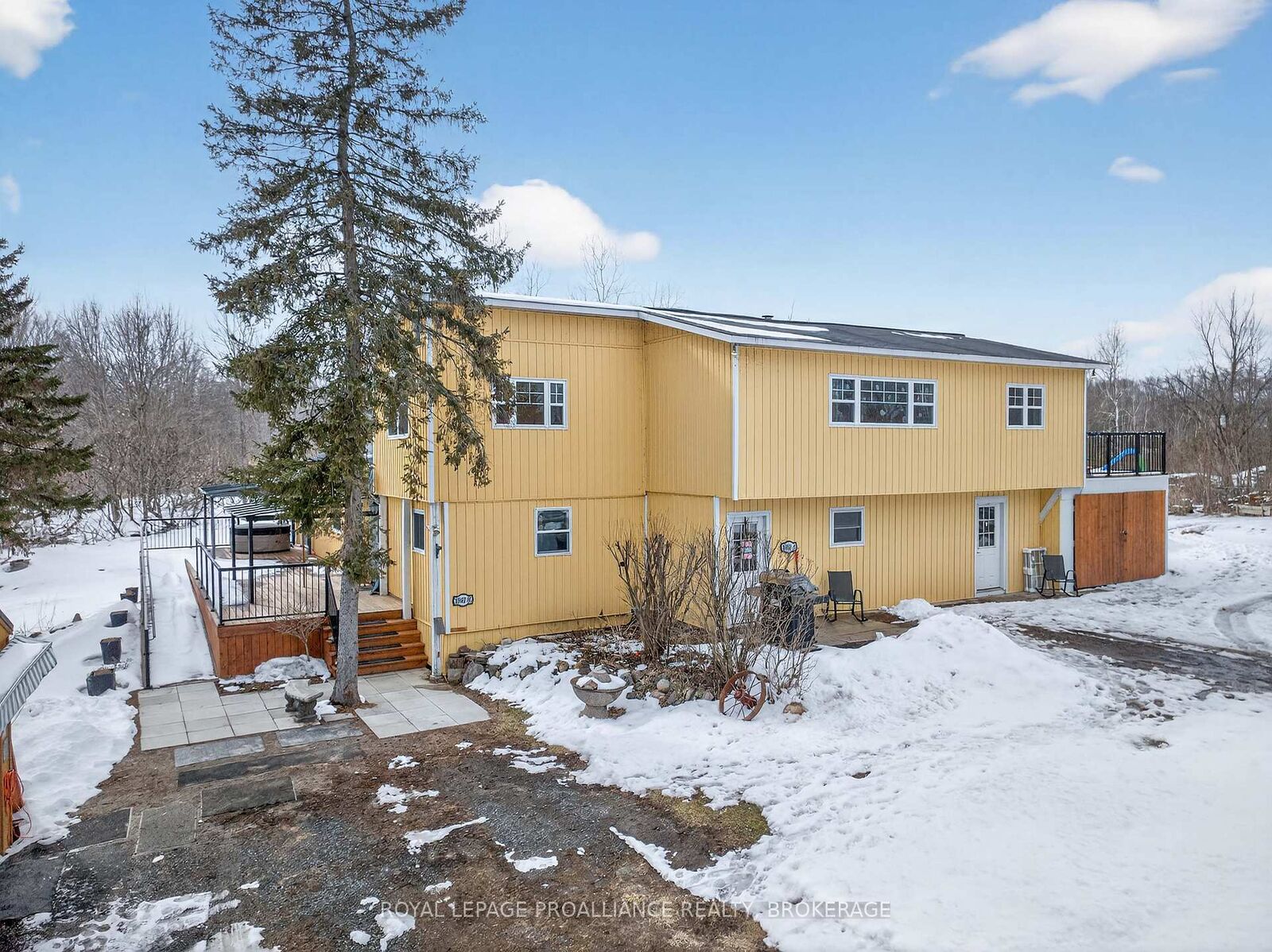 Property Photo: 1040 Antoine Road ON K0H 2P0