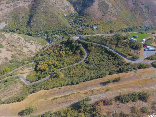 Property Photo: 375 S Got Teeth Ln 2 UT 84108