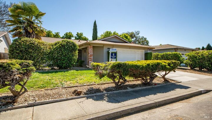 Property Photo:  289 Belford Place  CA 95687 