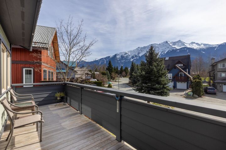 Property Photo: 1423 Willow Drive BC V0N 2L0