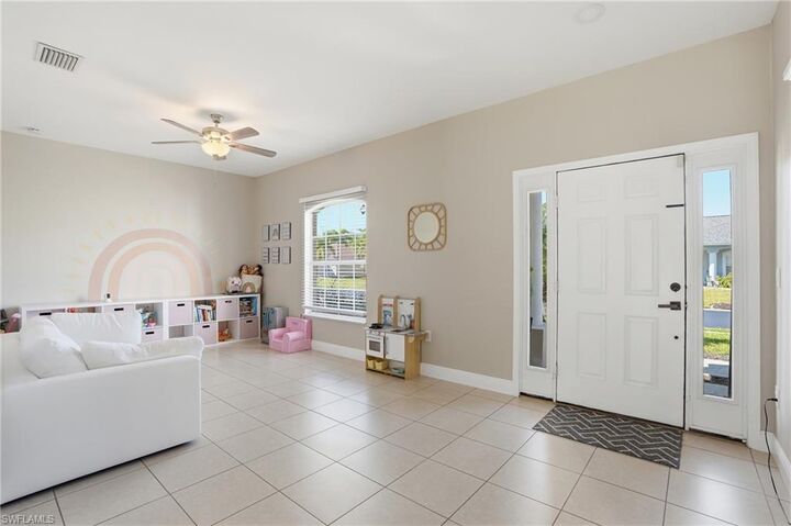 Property Photo: 15080 Hawks Shadow Dr S FL 33905