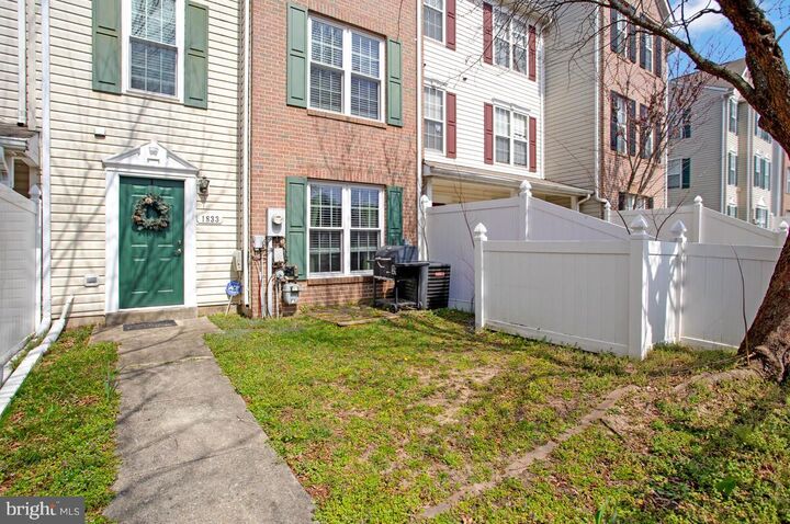 Property Photo:  1833 Watch House Circle S  MD 21144 