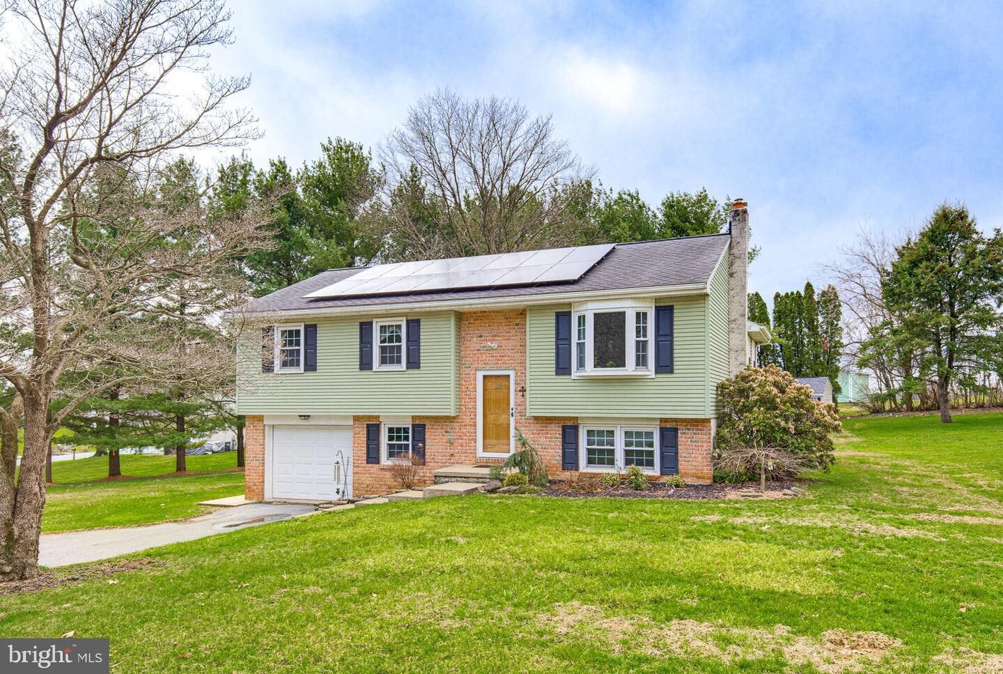 Property Photo: 662 Bedington Circle PA 17545