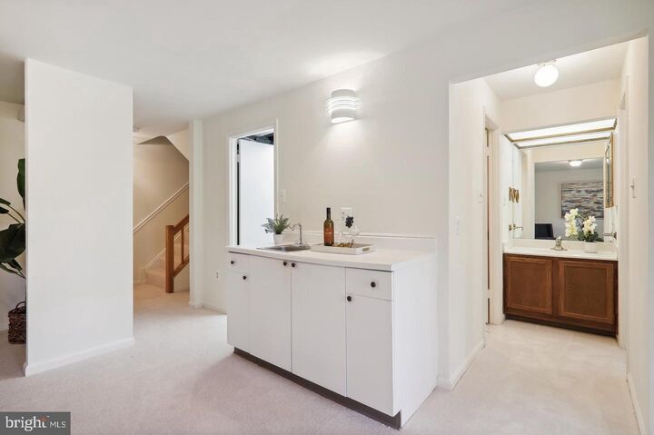 Property Photo:  1511 Hugo Circle #2  MD 20906 