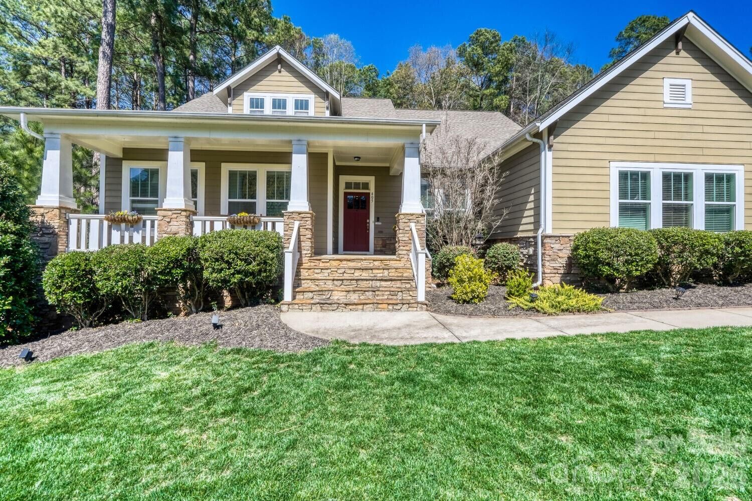 Property Photo:  405 Brookridge Drive  NC 28120 