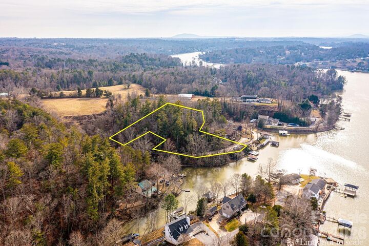 Property Photo: 3431 6th Street Drive NW NC 28601