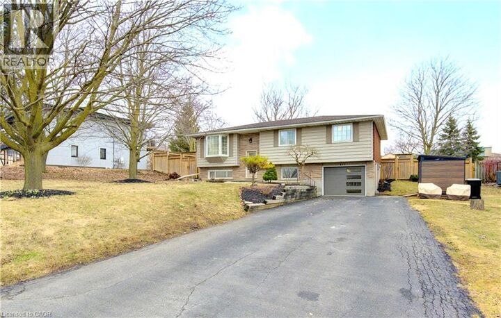 Property Photo:  417 Fairview Street  ON N3A 1M2 