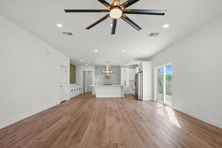 Property Photo: 13072 La Mesa Drive CA 92240