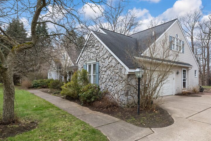 Property Photo:  830 Ridgeview Drive  PA 16505 